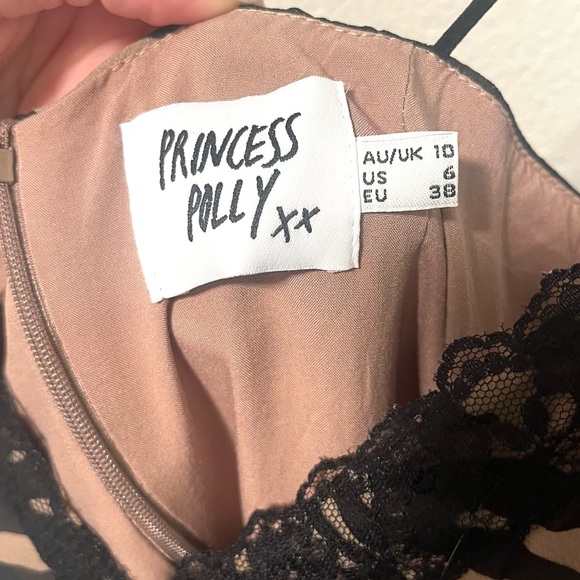 Princess Polly Dress! Super cute design, just didn’t fit me unfortunately! - Picture 4 of 4